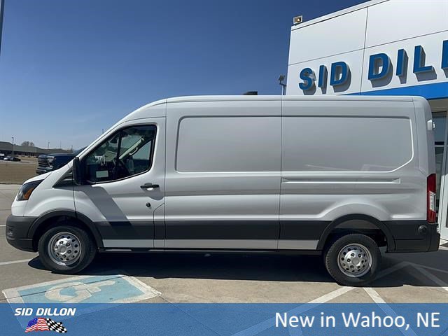 New 2026 Oxford White Ford T-250 148 Med Rf 9150 GVWR AWD image 2