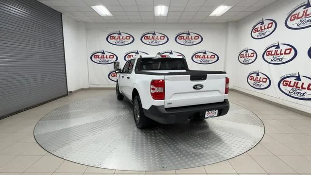 New 2026 Oxford White Ford XLT image 11