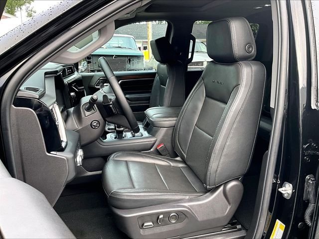 Used 2024 Black GMC Denali image 21