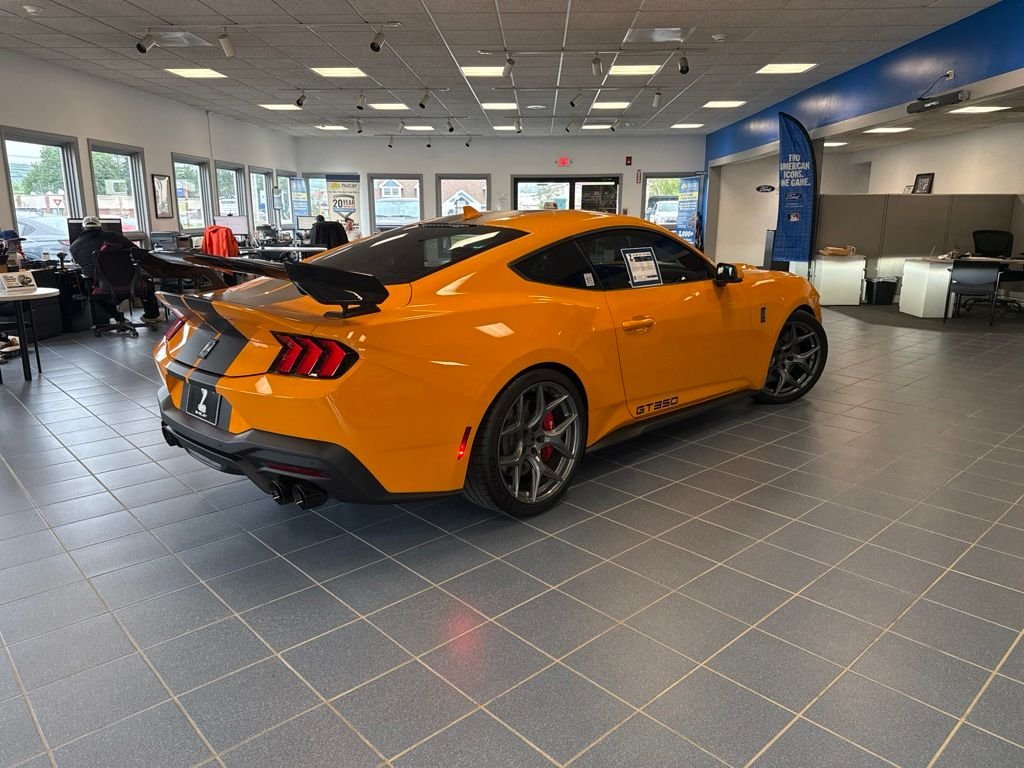 New 2026 Orange Fury Metallic Tri-Coat Ford GT Premium image 5