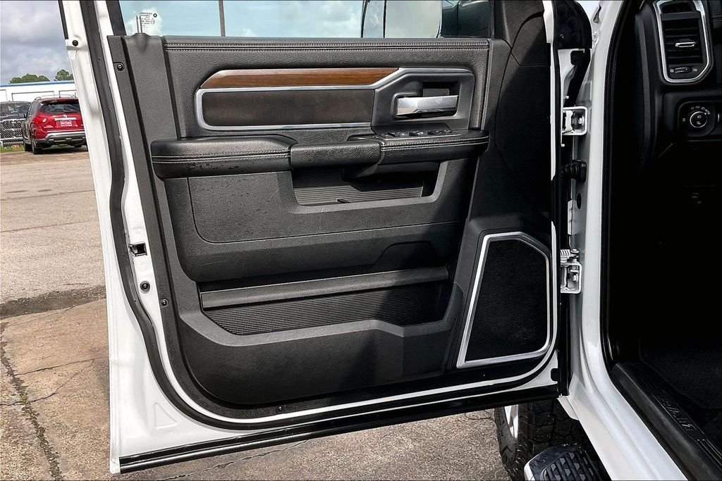 Used 2022 White Ram Laramie image 16