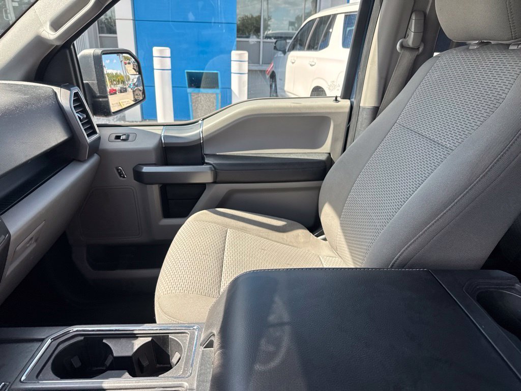 Used 2017 Blue Ford XLT image 15