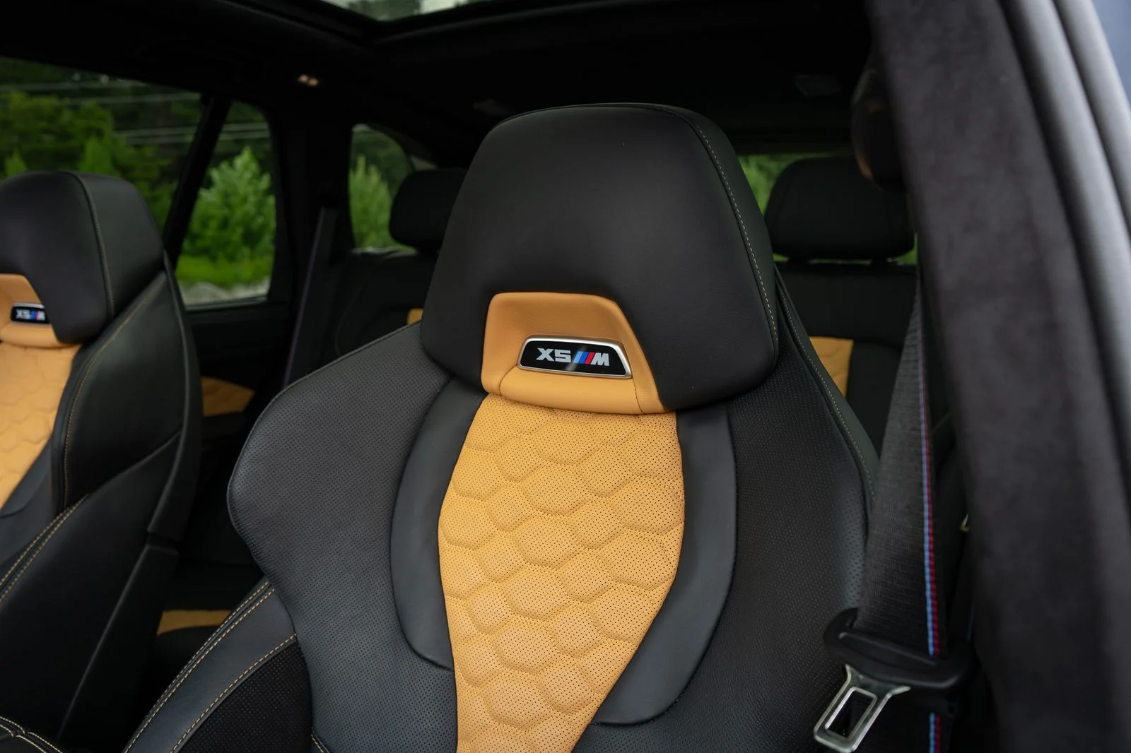 Used 2026 Black BMW Competition image 32