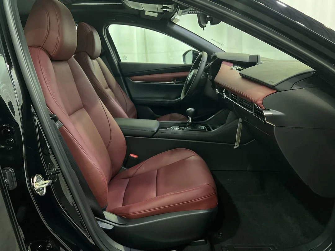 2026 Mazda Mazda3 Premium - Photo 15