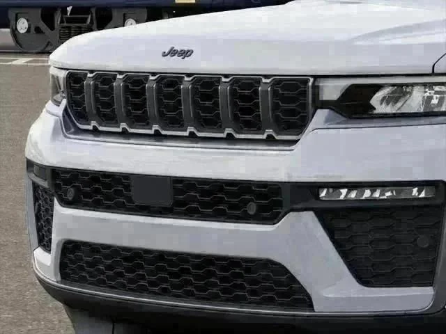 New 2026 Bright White Clear-Coat Exterior Paint Jeep 85th Anniversary Edition image 7