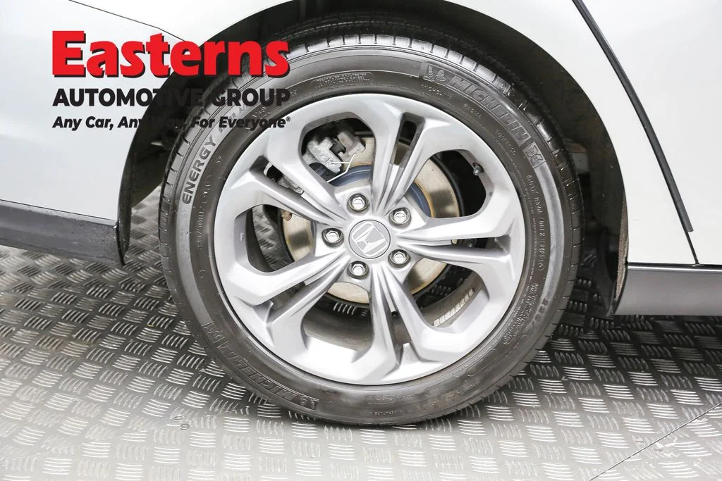 Used 2024 Gray Honda EX image 27