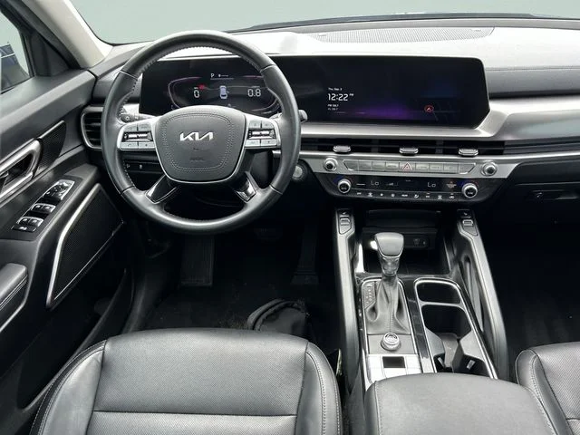 Used 2023 Black Kia S image 18