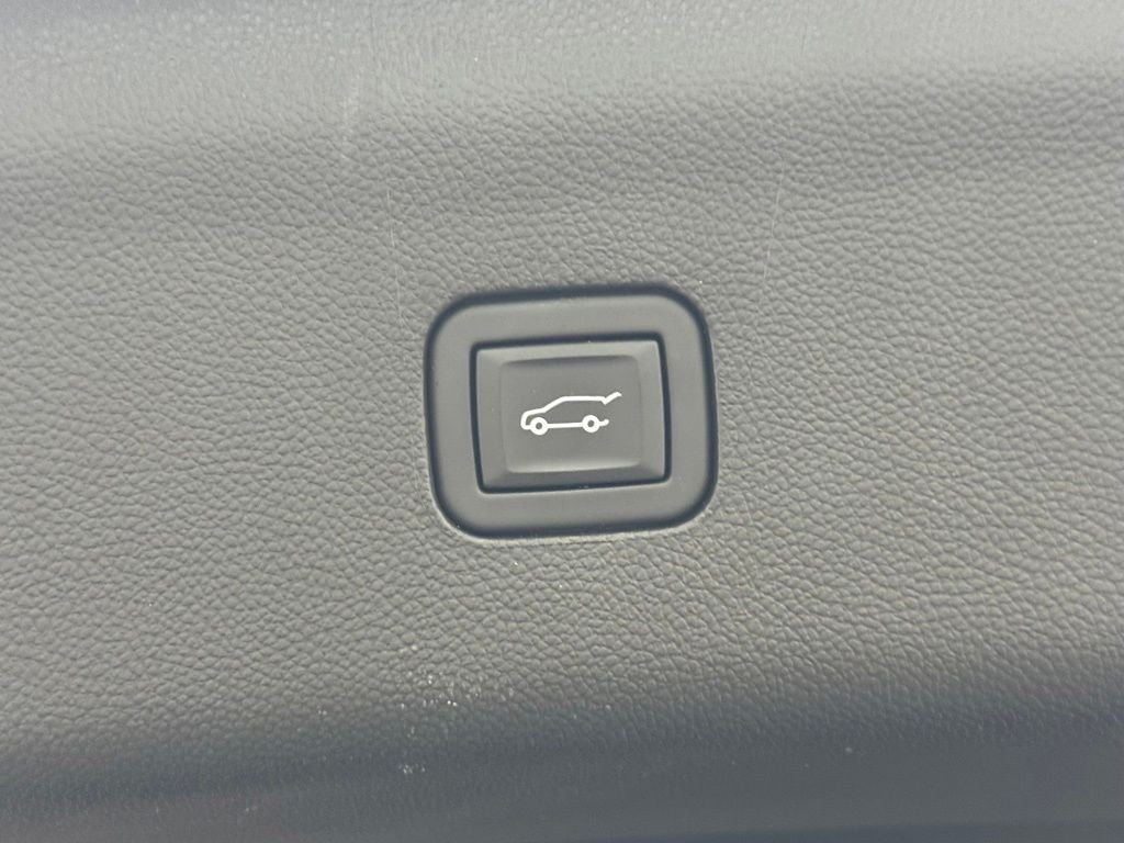 Used 2024 Cherry Red Tintcoat Buick Essence image 11
