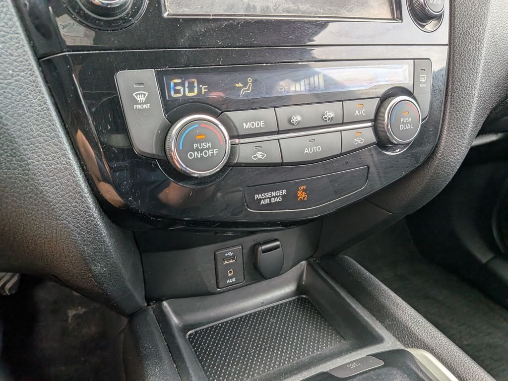 Used 2016 Black Nissan SV image 21