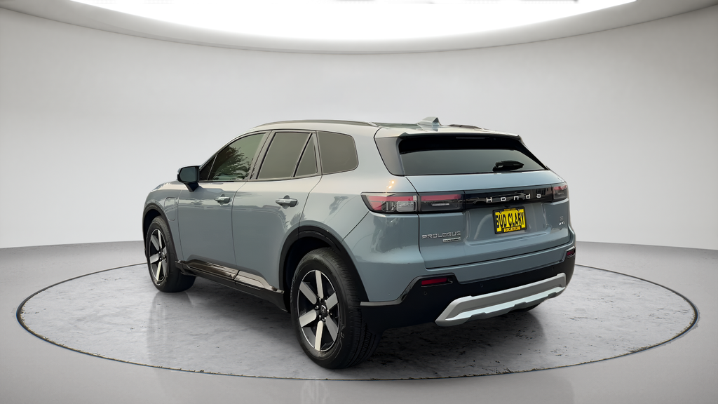 New 2026 Sonic Gray Pearl Honda Touring image 7