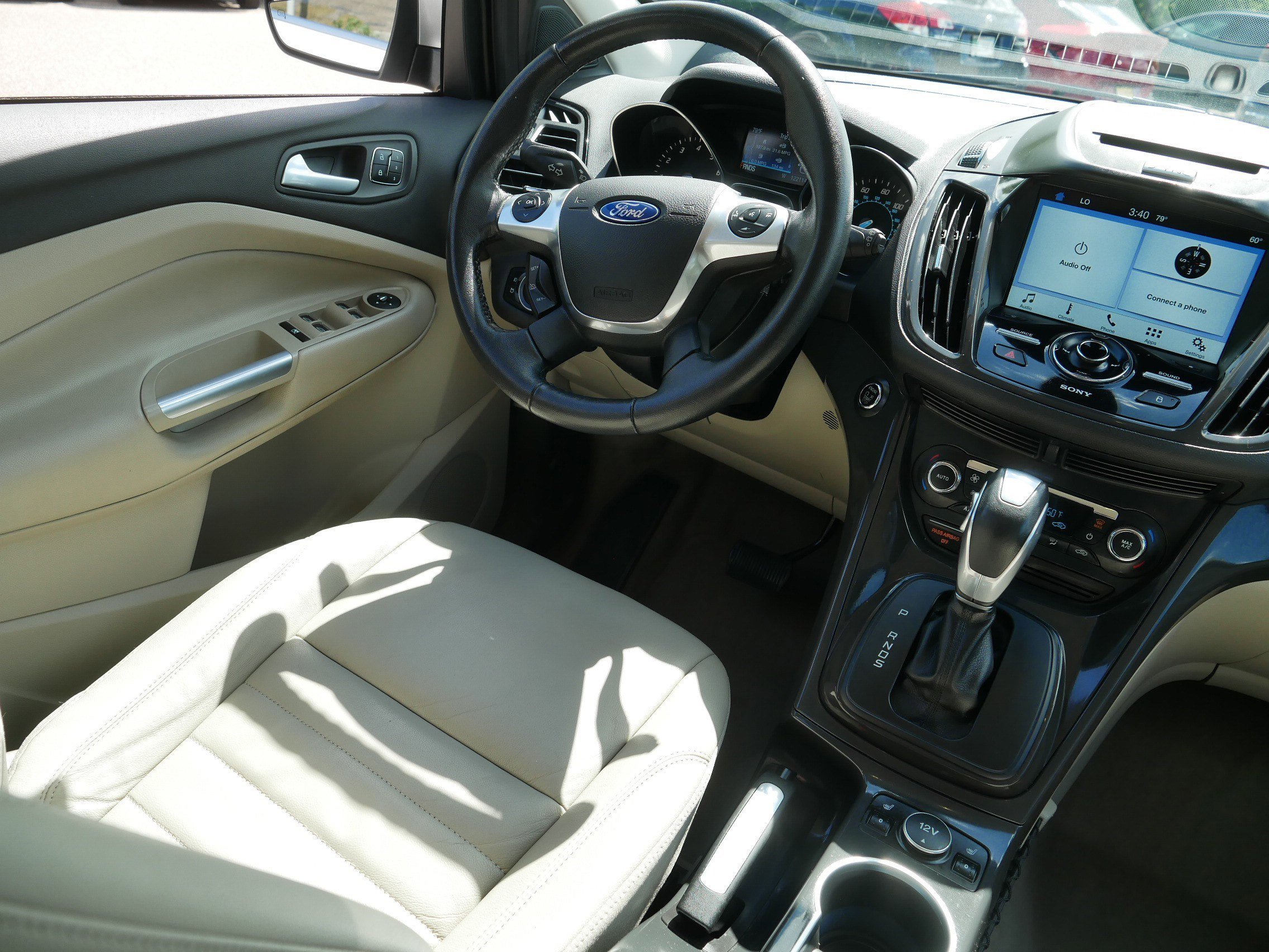Used 2016 INGOT SILVER Ford Titanium image 9
