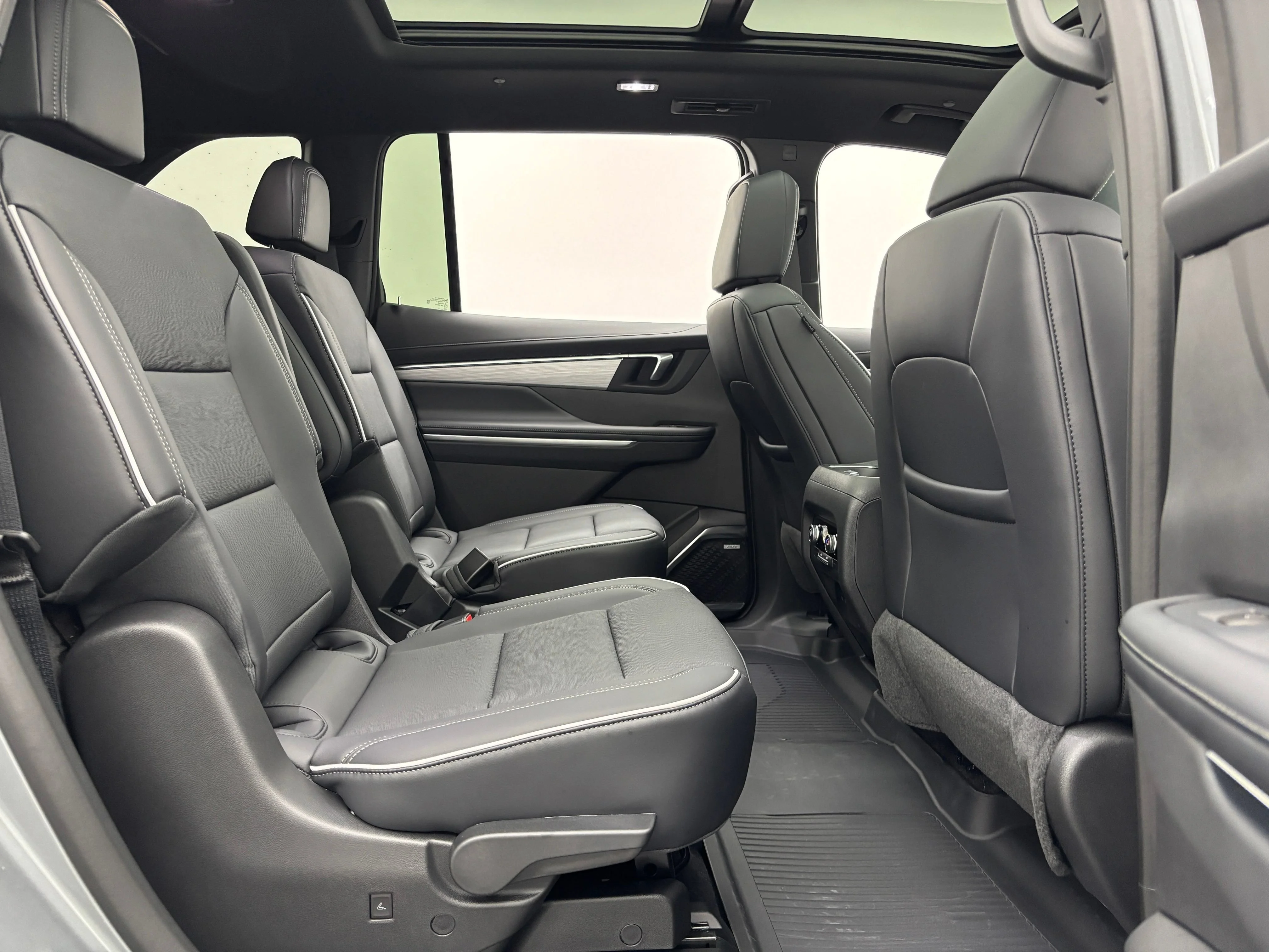 New 2026 Moonstone Gray Metallic Buick Preferred image 38