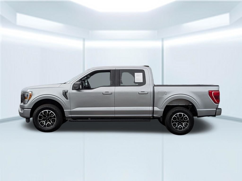 Used 2023 Silver Ford XLT image 2