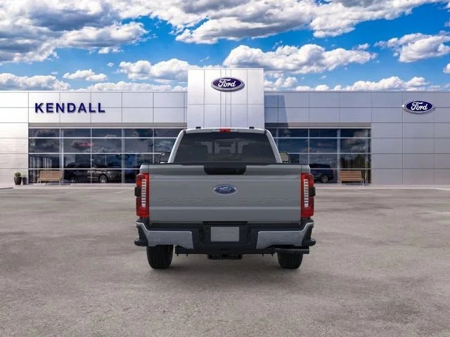 New 2026 Avalanche Ford XLT image 5