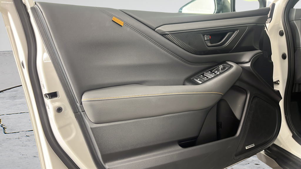 Used 2025 Crystal White Pearl Subaru Wilderness image 15