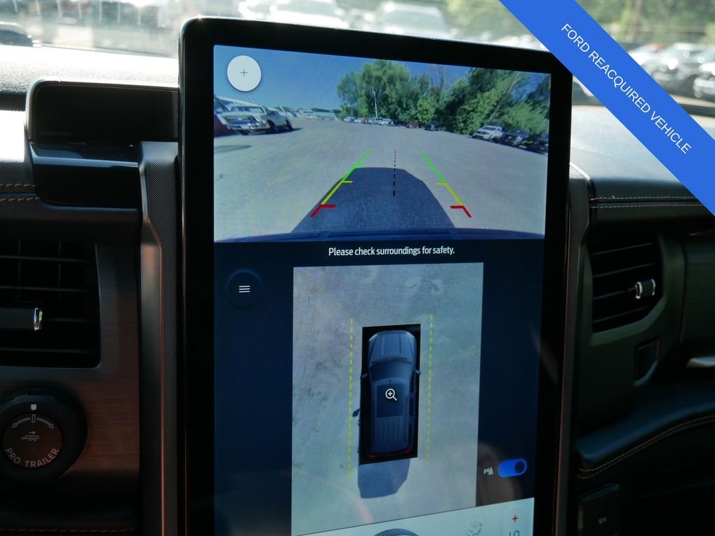Used 2023  Ford Platinum image 28
