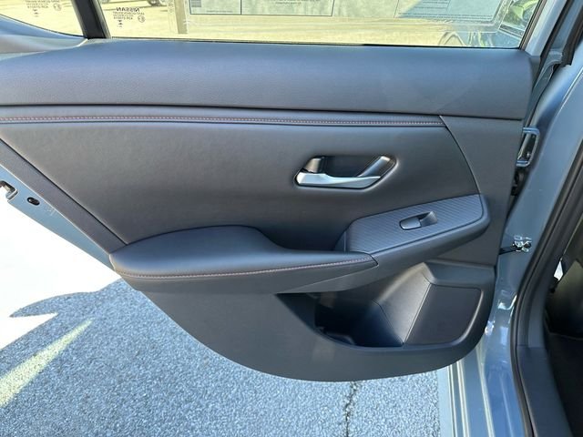 New 2025 Nissan Sentra Xtronic CVT SR