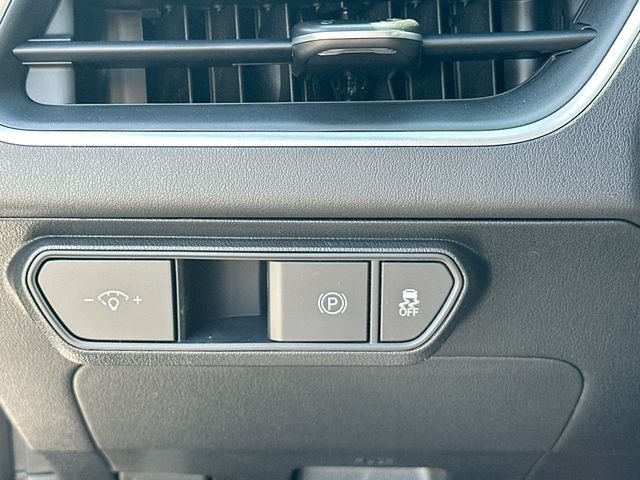 New 2026 Interstellar Gray Kia LX image 10