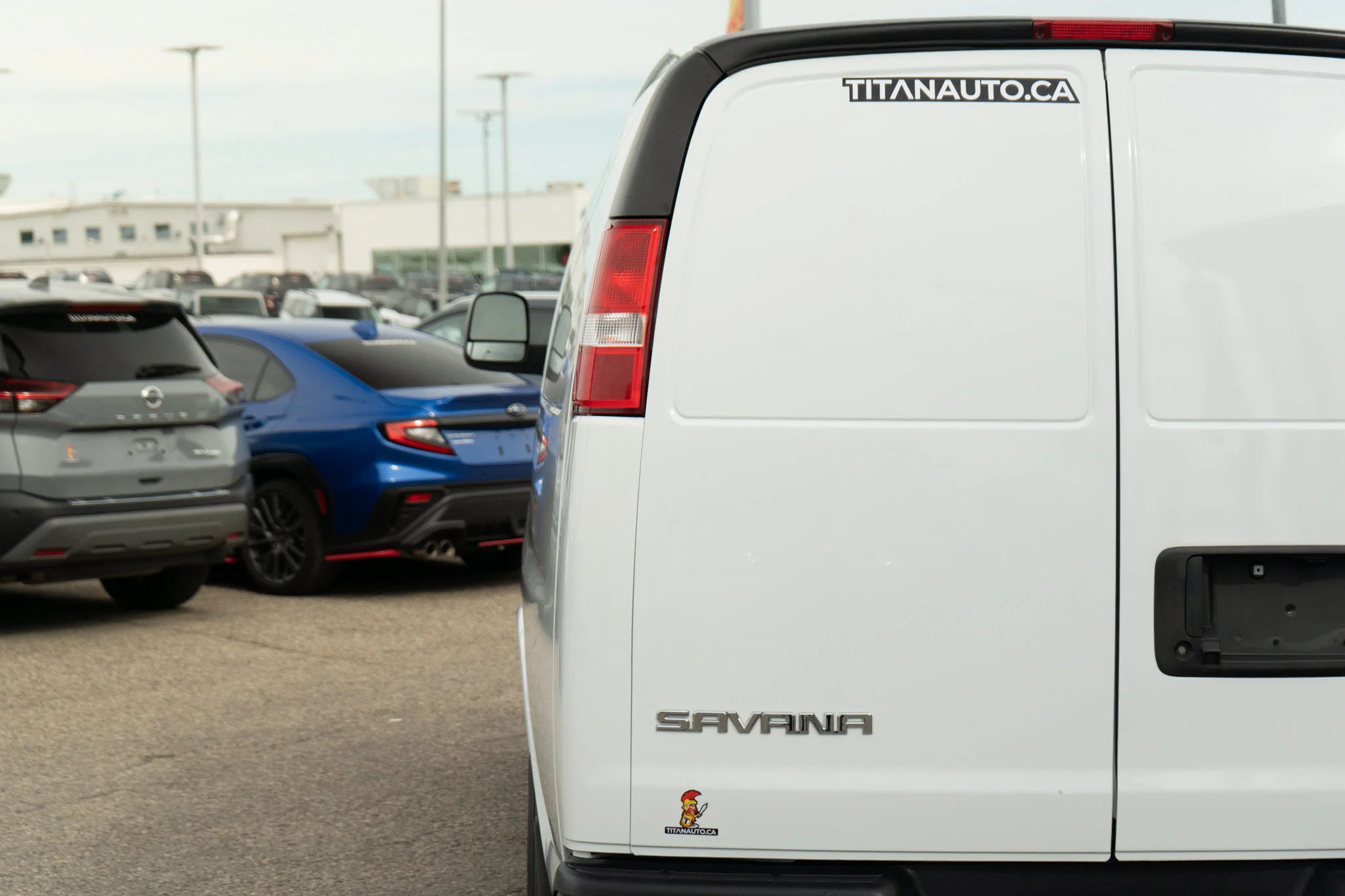 Certified Used 2023 Summit White GMC Cargo*135in WB | Summit White | Rubber Lined Flooring | Htd Mirrors | 239.4 cuft Capacity image 21