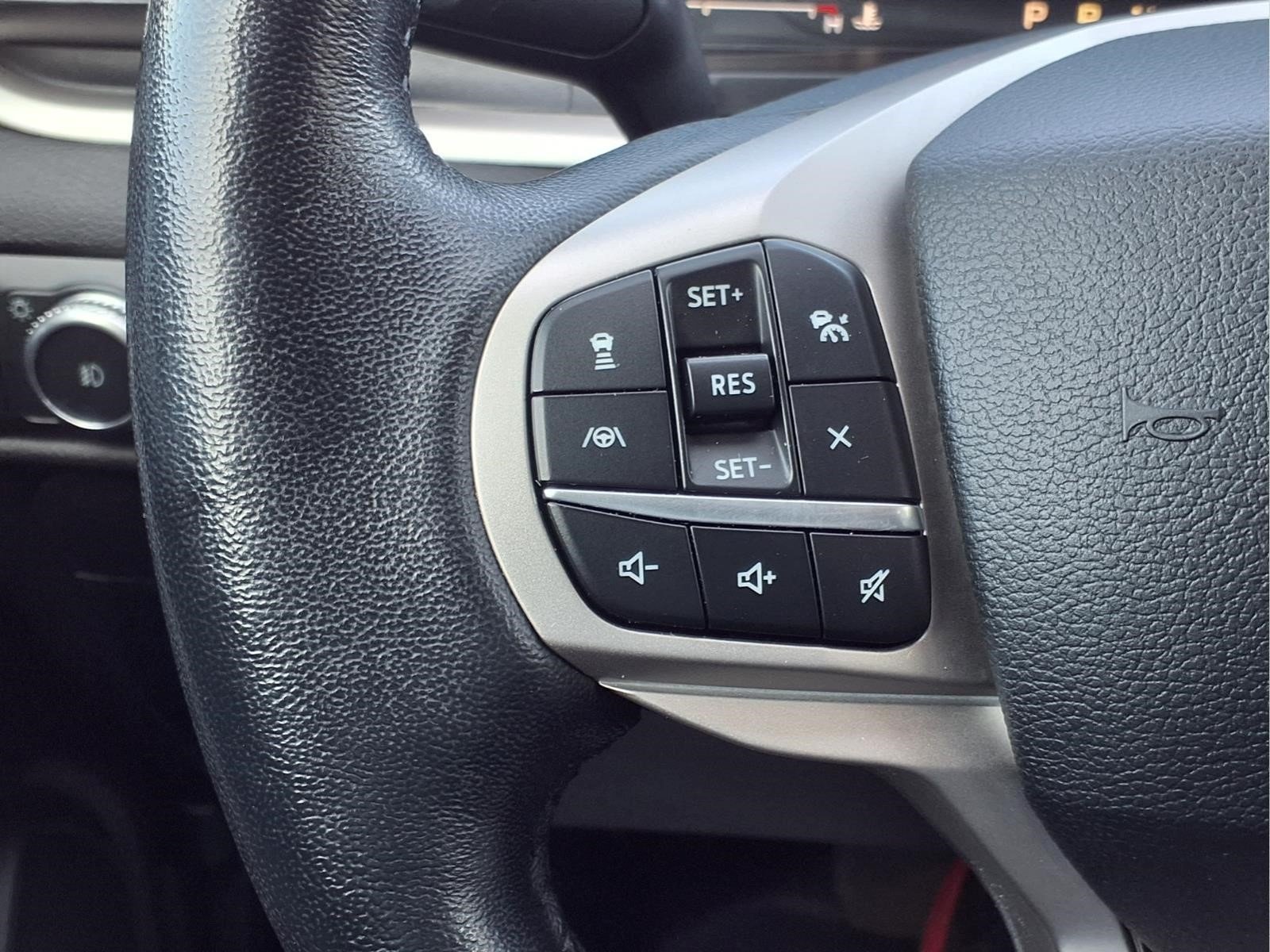 Used 2021 Blue Ford XLT image 16