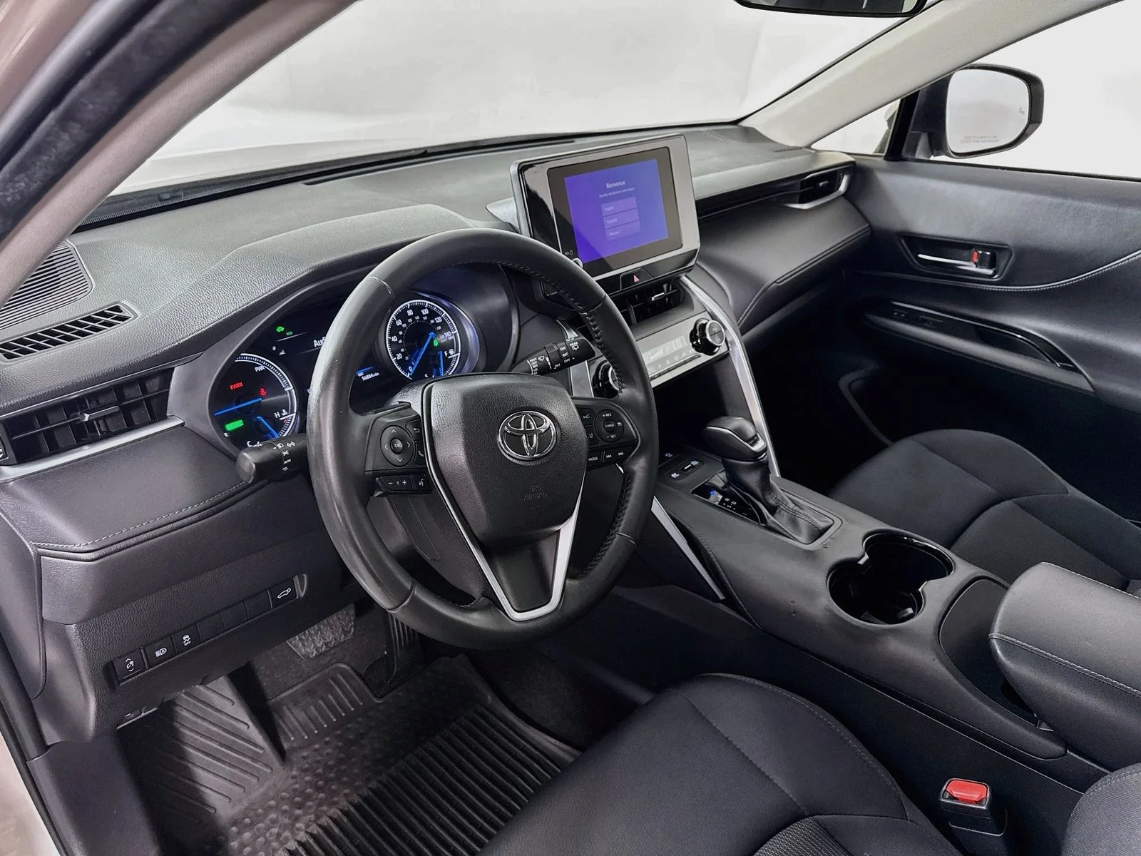 Certified Used 2023 Silver Toyota LE image 9