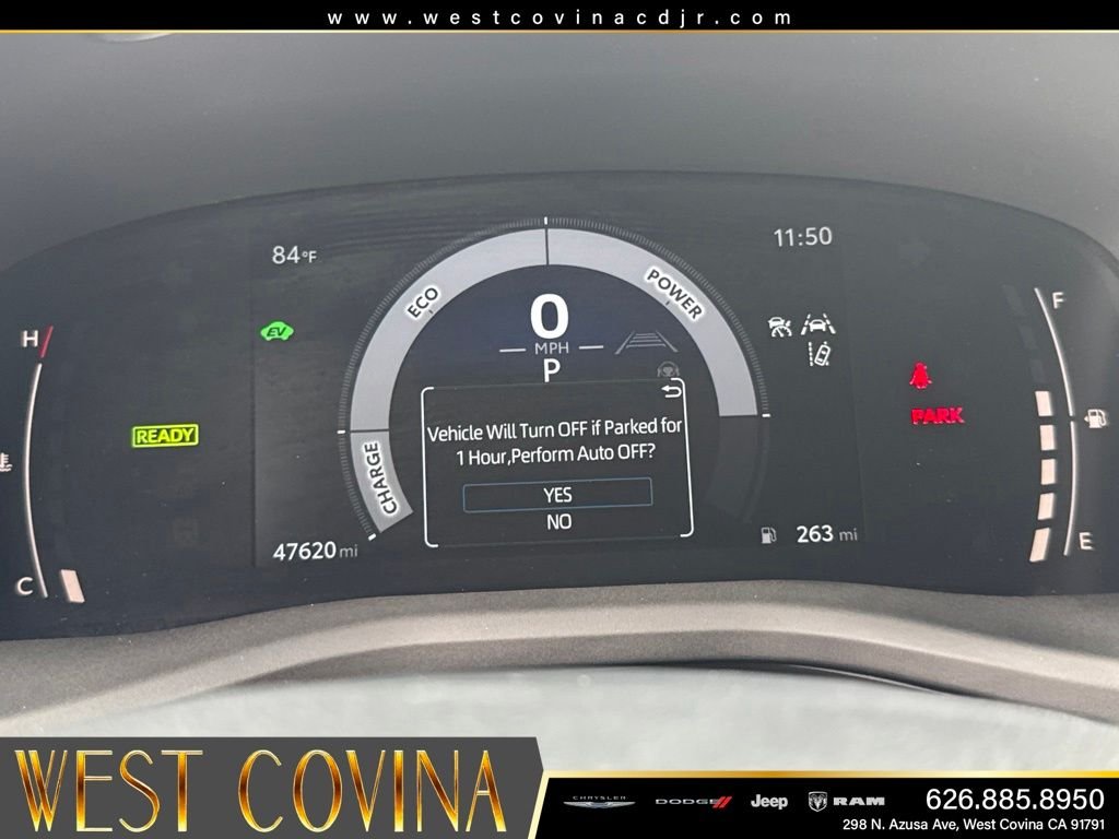 Used 2025  Toyota LE image 22