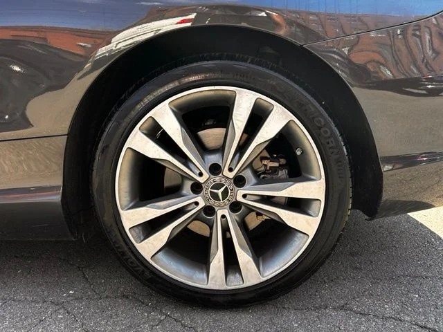 Used 2019 Black Mercedes-Benz C 300 image 28