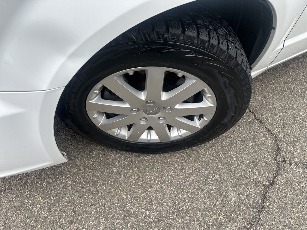 Used 2015 Chrysler Town & Country Touring with VIN 2C4RC1BG6FR644423 for sale in White Plains, NY