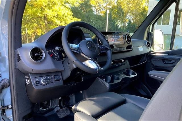 2025 Mercedes-Benz Sprinter Cargo Van Base - Photo 8