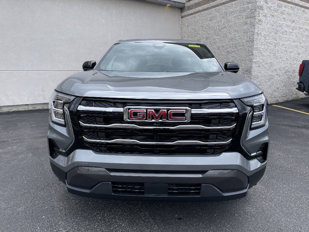 New 2026 Sterling Metallic GMC Elevation image 2