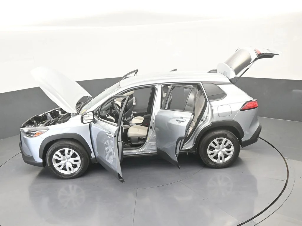 Used 2025 Silver Toyota L image 61