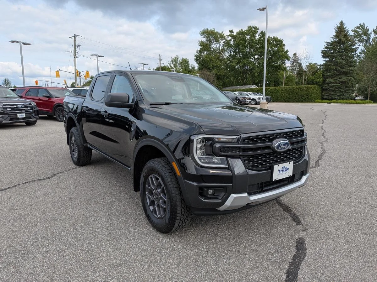 New 2025 Black Ford XLT image 3