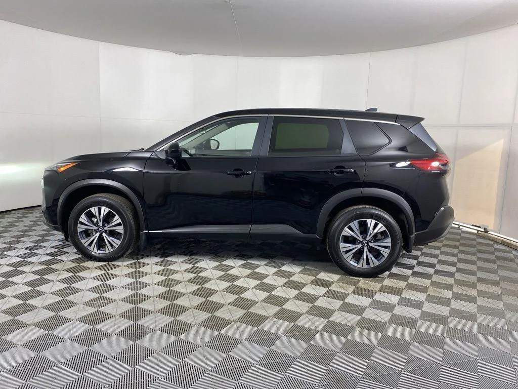 Used 2023 Super Black Nissan SV image 6