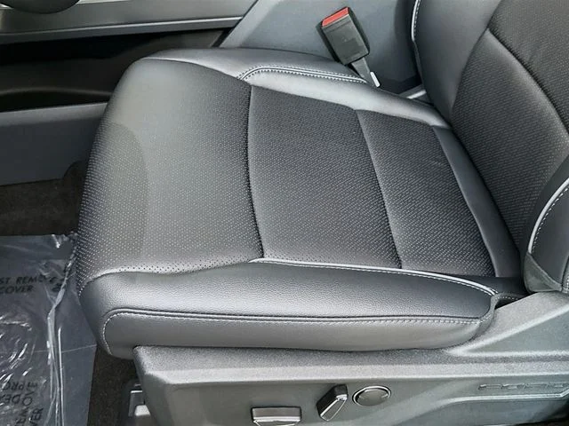 New 2026 Agate Black Metallic Ford Lariat® image 20