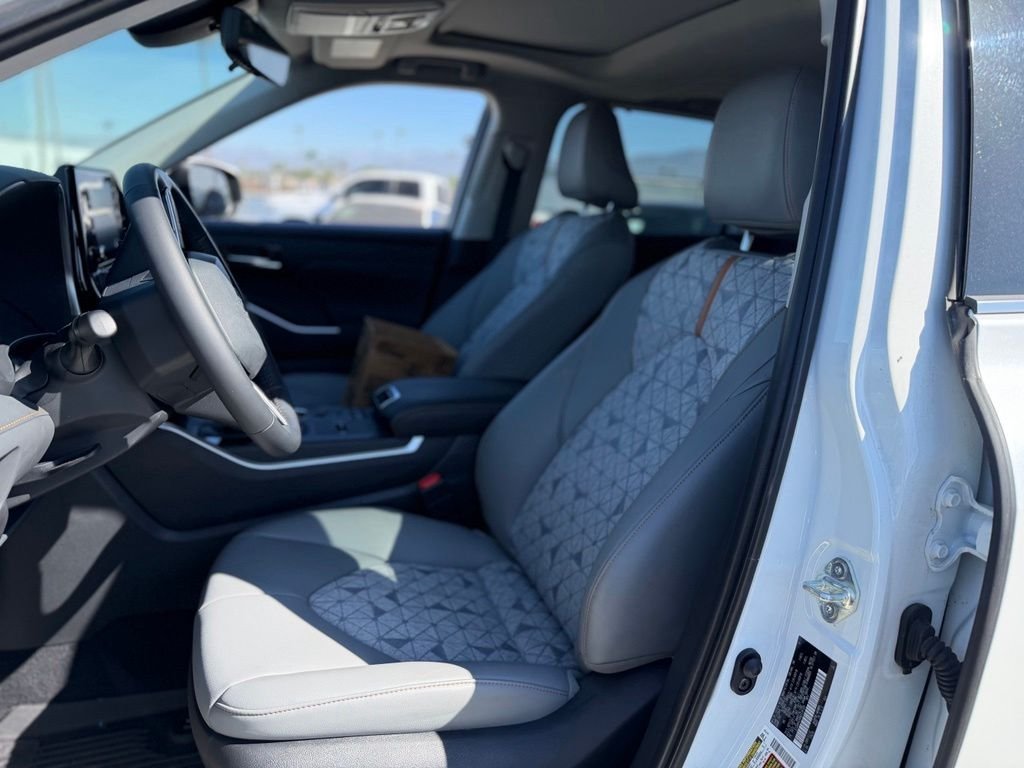 Used 2022 Pearl Toyota Bronze Edition image 5