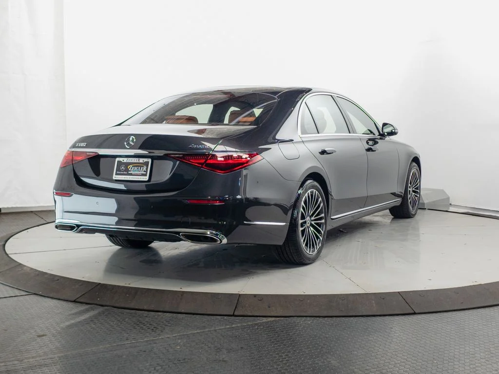 Certified Used 2024 Graphite Gray Metallic Mercedes-Benz S 580 image 37