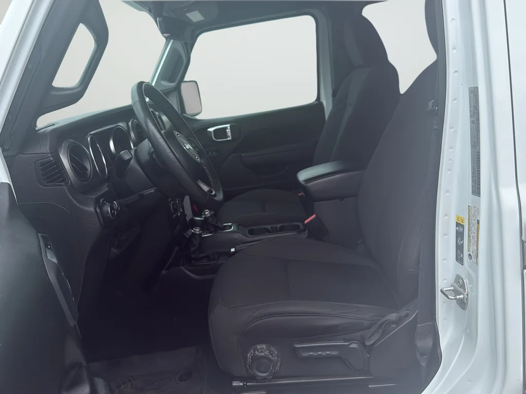 Used 2023 White Jeep High Tide image 10