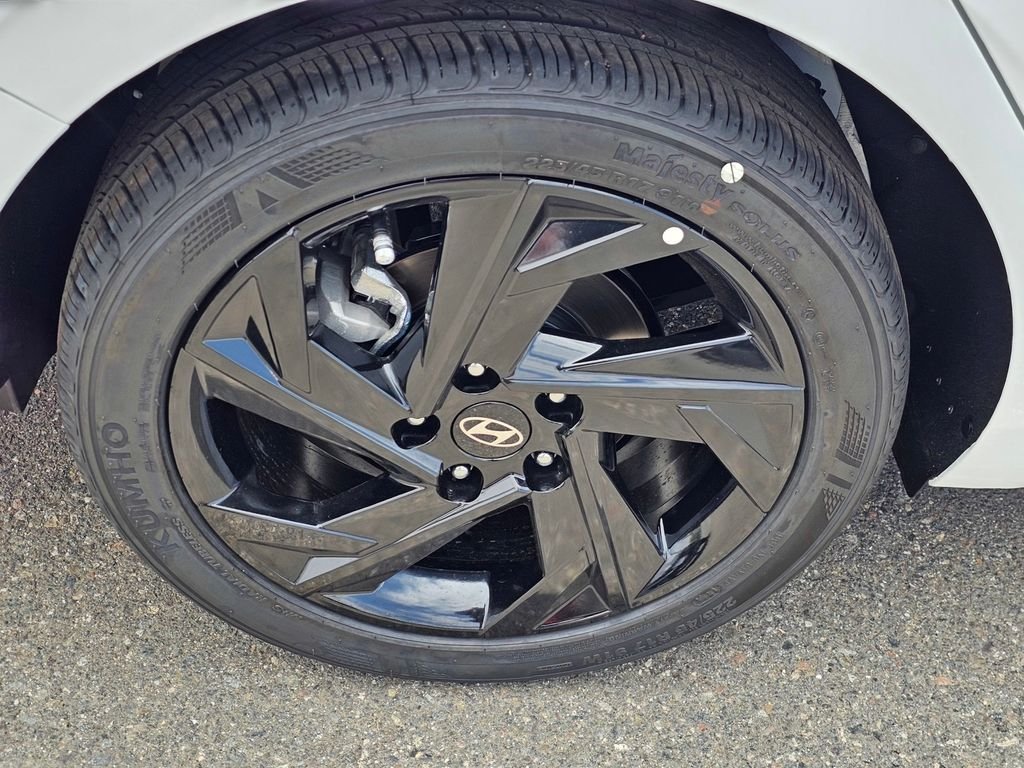 New 2026 White Hyundai SEL Sport image 7