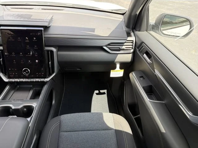 New 2026 Summit White GMC Elevation image 16