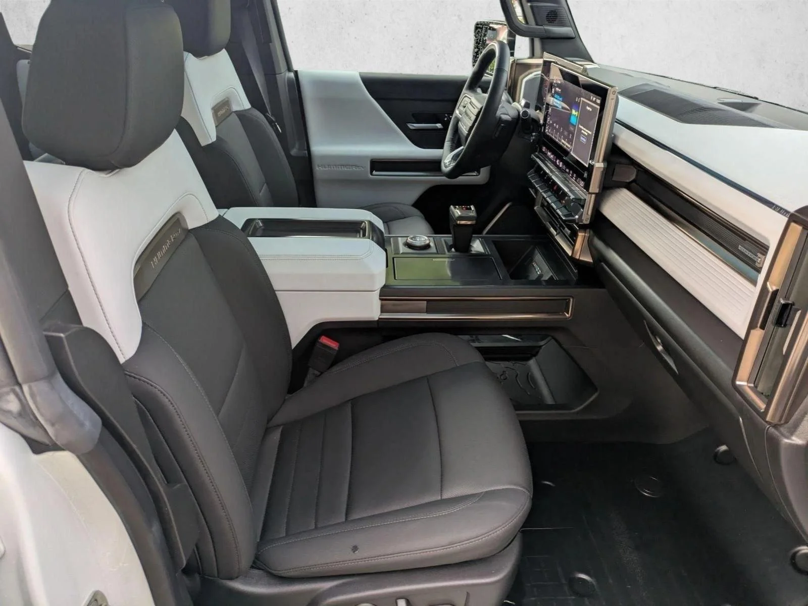 Used 2022 Interstellar White GMC Edition 1 image 20