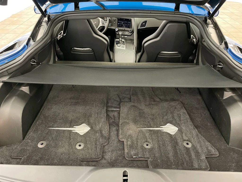 Used 2015 BLUE Chevrolet Stingray Z51 image 26