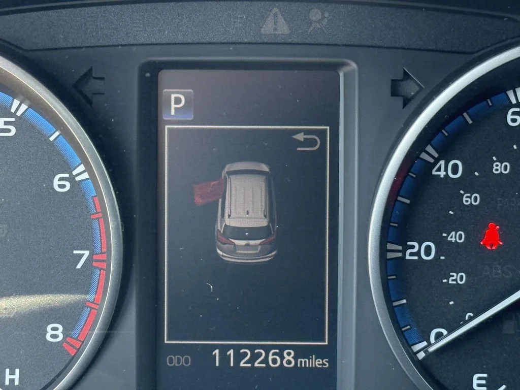 Used 2018 Magnetic Gray Metallic Toyota LE image 28