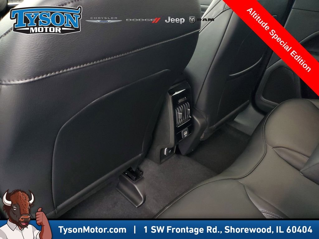 New 2026 Hydro Blue Pearlcoat Jeep Latitude image 8