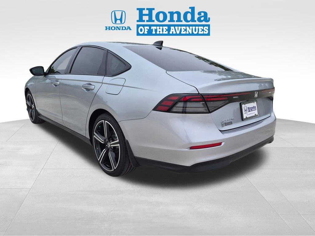 New 2026 Solar Silver Metallic Honda SE image 5