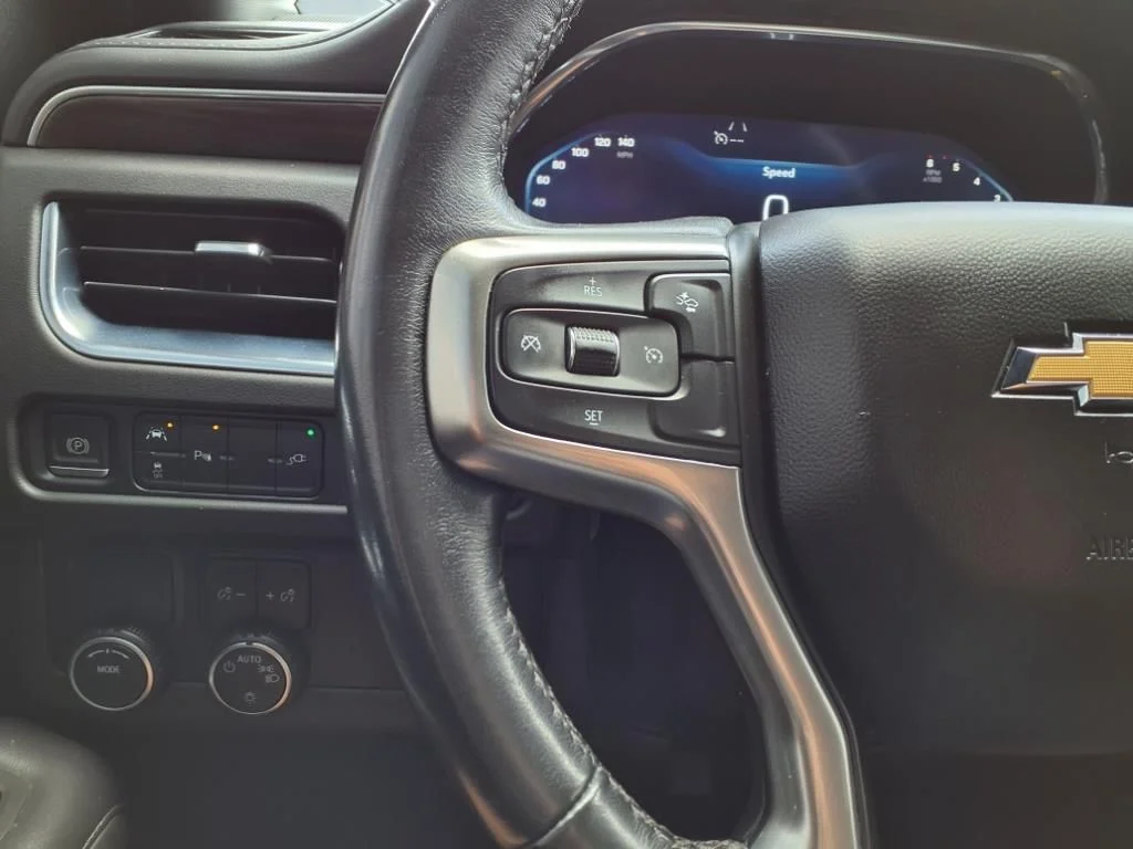 Used 2022 Black Chevrolet LT image 7