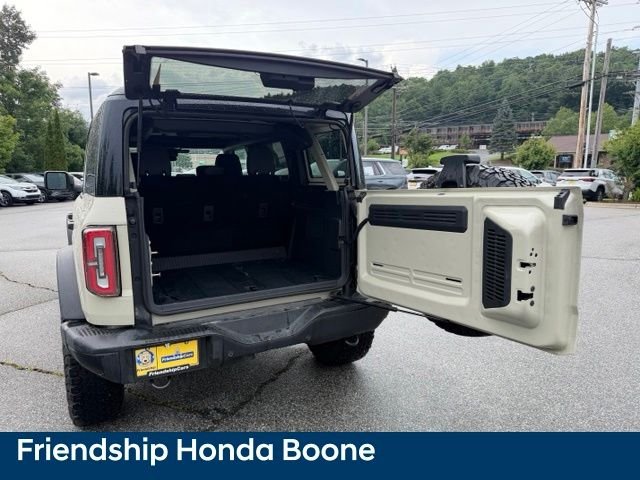 Used 2025 Beige Ford Badlands image 37