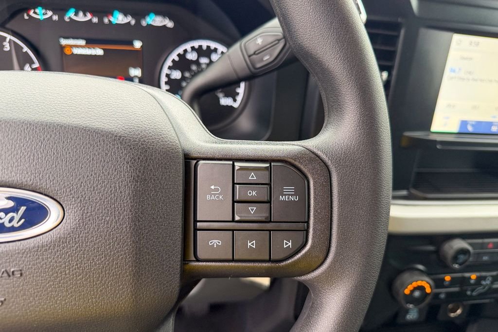 New 2026 Oxford White Ford F-250® XLT image 21