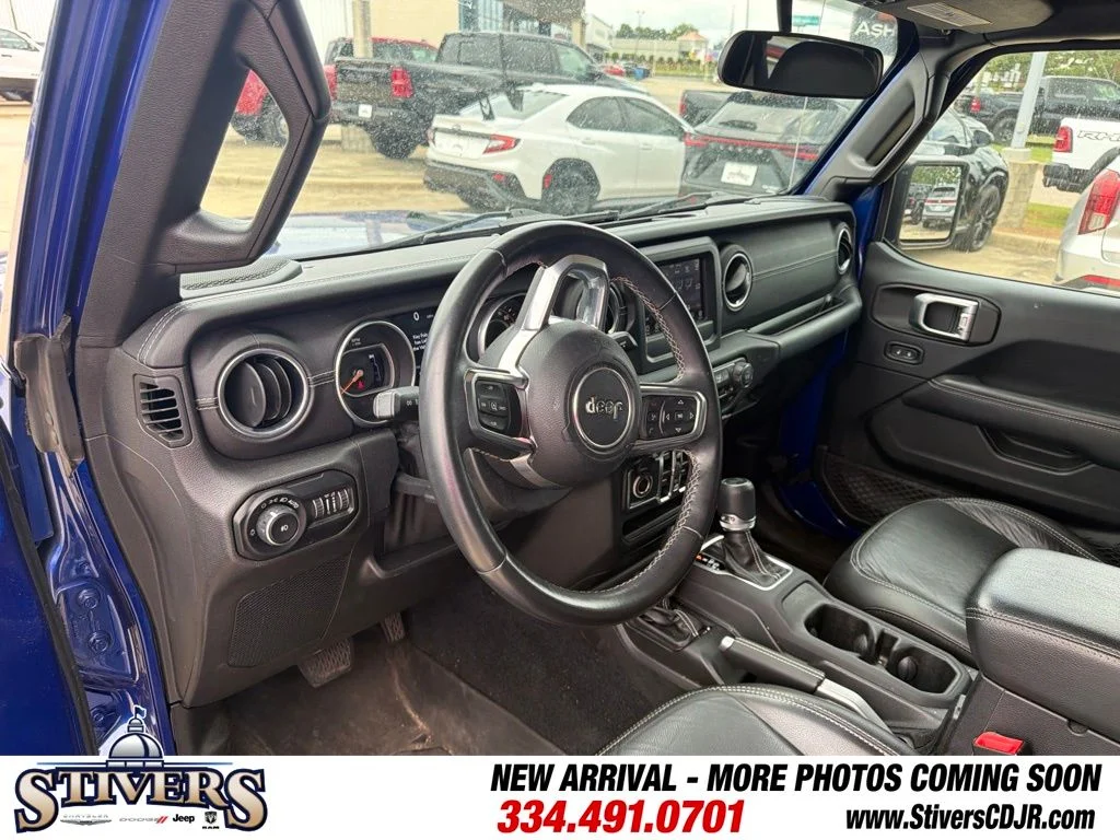 Used 2018 Blue Jeep Unlimited Sahara image 15