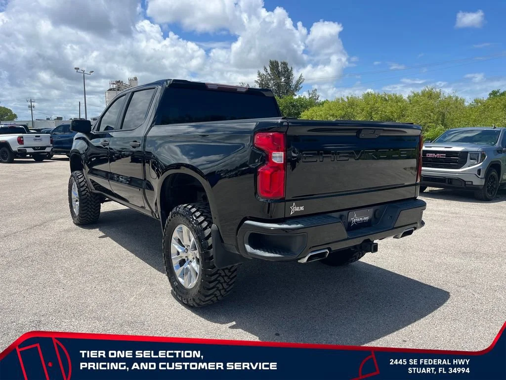 Used 2019 BLACK Chevrolet Custom Trail Boss image 7