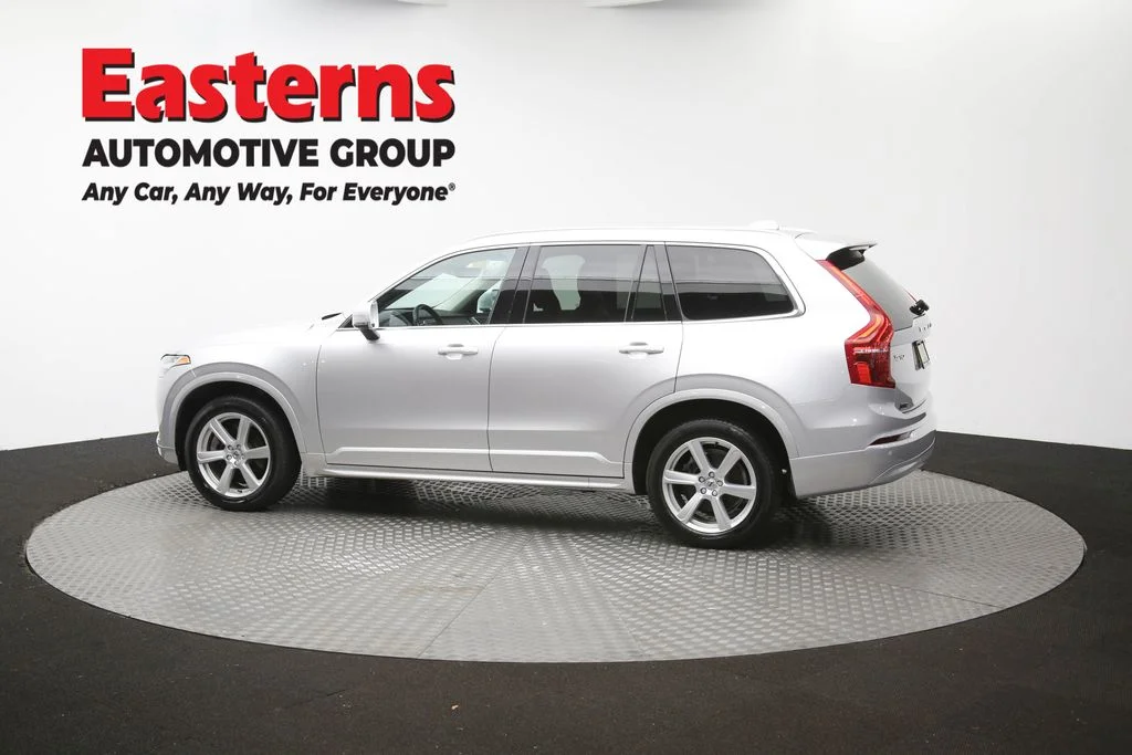 Used 2022 Gray Volvo T5 Momentum image 63